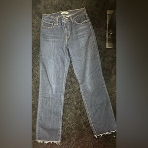 NWOT women’s Levi’s 724 high rise straight jeans